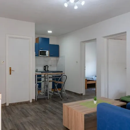 Tusla Apartman