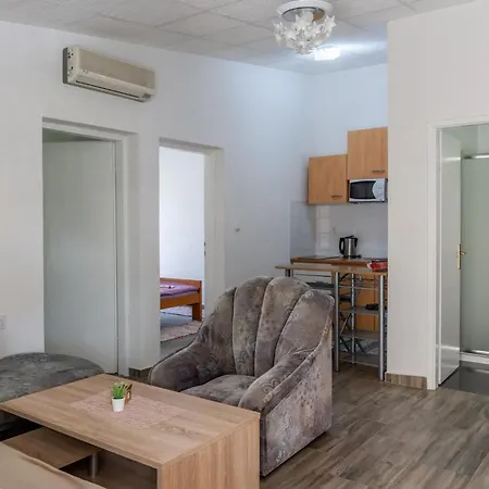 Tusla Apartman